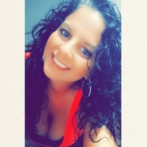 Meet your Posher, Deanna